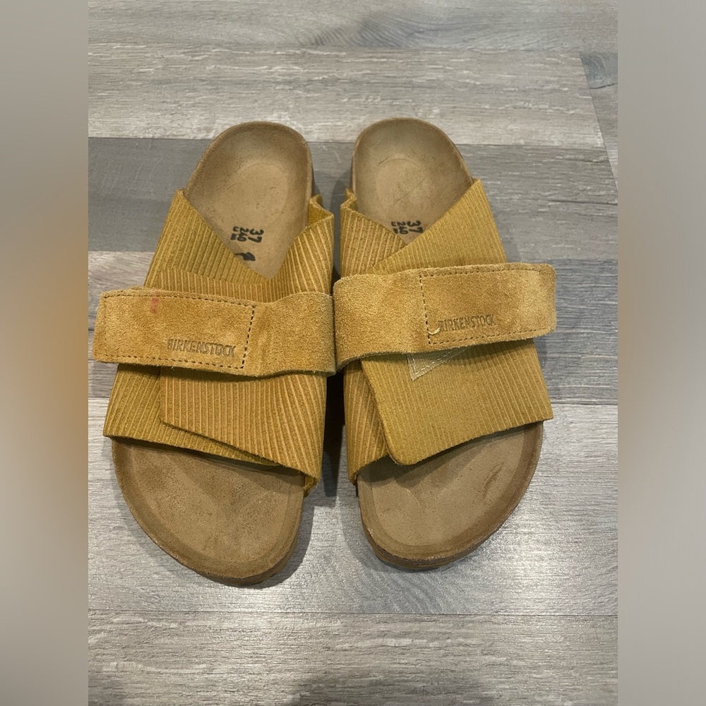 Birkenstock Kyoto Suede Embossed - Picture 6 of 9